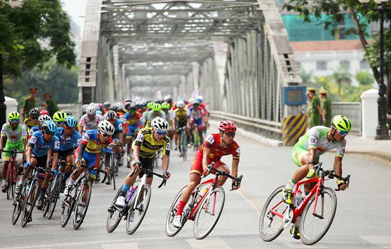 đua xe đạp là gì